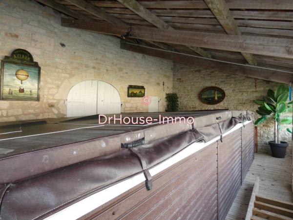 Maison à vendre 10 pièces de 300 m²