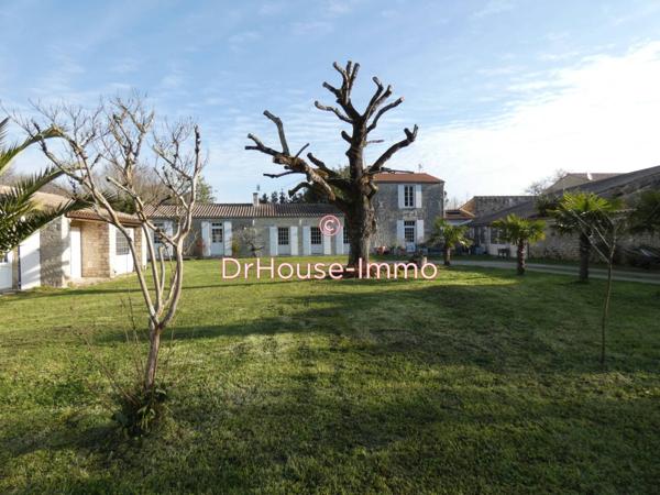 Maison à vendre 10 pièces de 300 m²