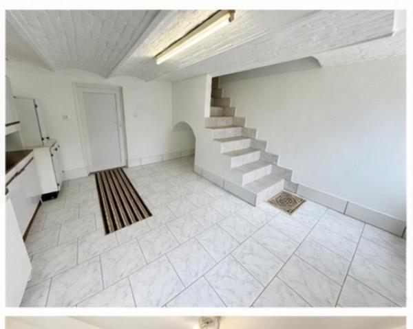Maison de ville 3 pièces avec jardin.