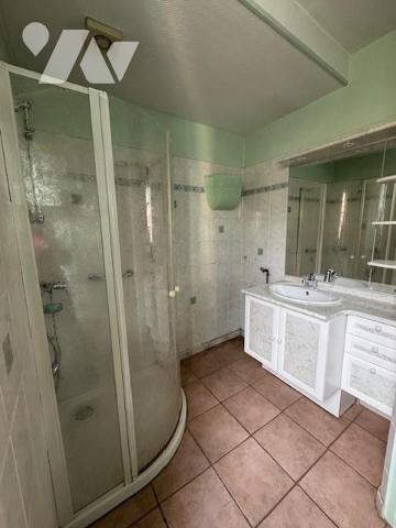 MAISON ANCIENNE A RESTAURER 