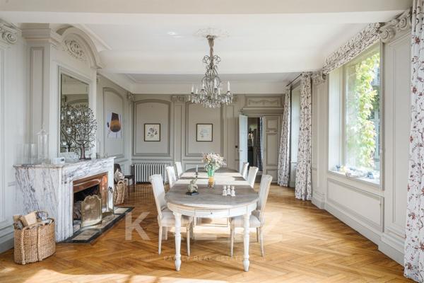 Ancien couvent et son parc de 2 Ha.