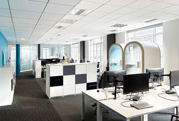 Bureaux à louer à Lille centre dans immeuble rénové lumineux et accessible