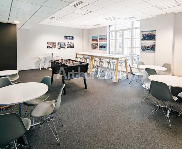 Bureaux à louer à Lille centre dans immeuble rénové lumineux et accessible