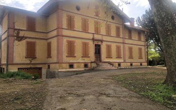 Maison à vendre    15 pièces • 525 m2 Pinsaguel