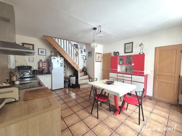 Maison de village avec terrasse