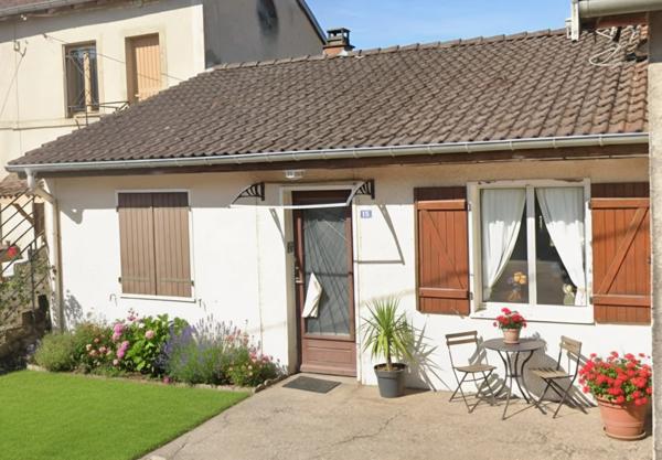 MAISON plain-pied à vendre 3 pièces proche de VITTEL (88) avec TERRASSE