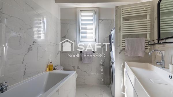 Appartement de caractère 5 pièces cœur de Saint Raphaël