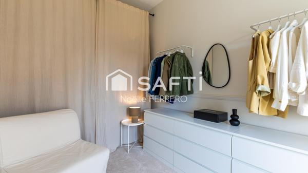 Appartement de caractère 5 pièces cœur de Saint Raphaël