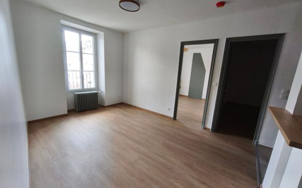 Appartement à louer    3 pièces • 46,87 m2 Montmorency