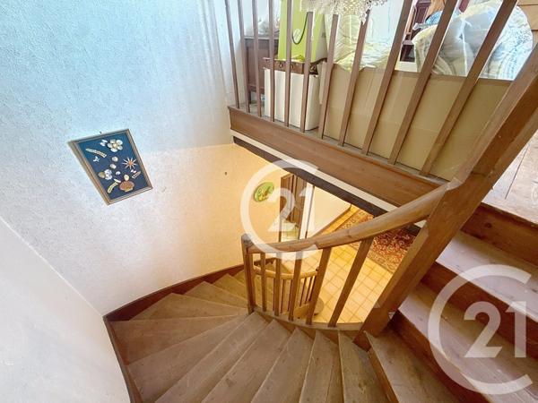 Maison à vendre  6 pièces - 140,50 m2 ST MEME LES CARRIERES - 16