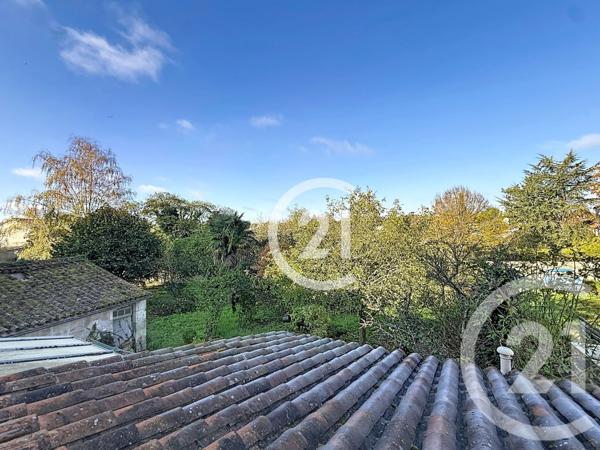 Maison à vendre  6 pièces - 140,50 m2 ST MEME LES CARRIERES - 16