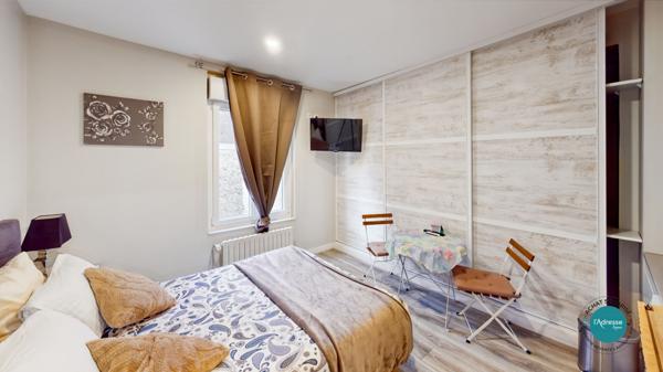 Maison 8 pièces divisée en 5 logements indépendants