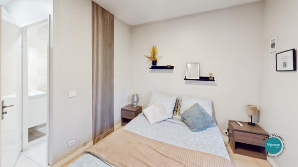 Maison 8 pièces divisée en 5 logements indépendants