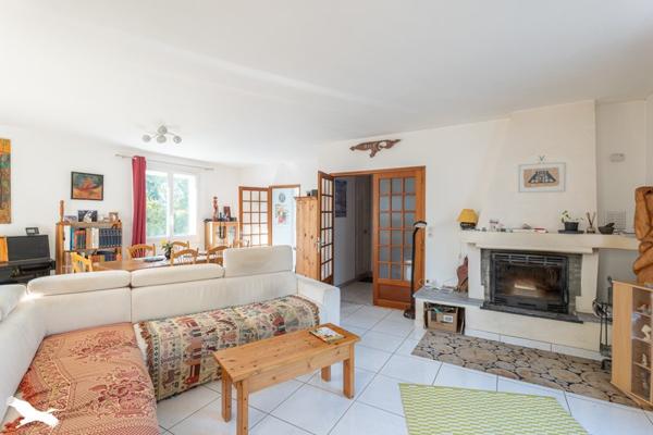 Maison à vendre |  Saint-Jean-d'Angély |  5 pièces | 143 m²