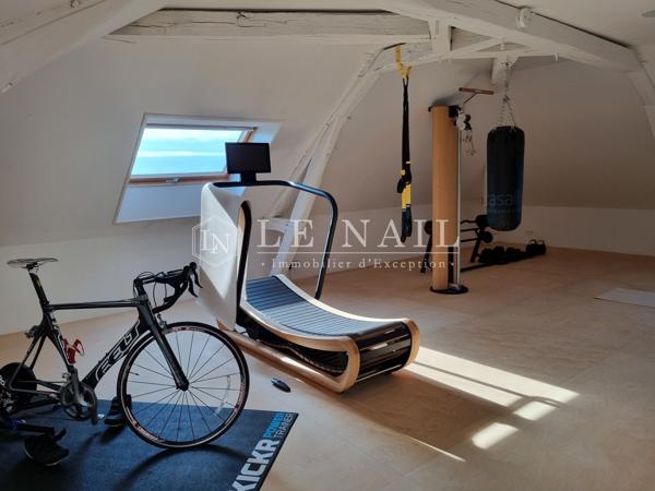 Rare propriété alliant confort contemporain et large potentiel d’utilisation