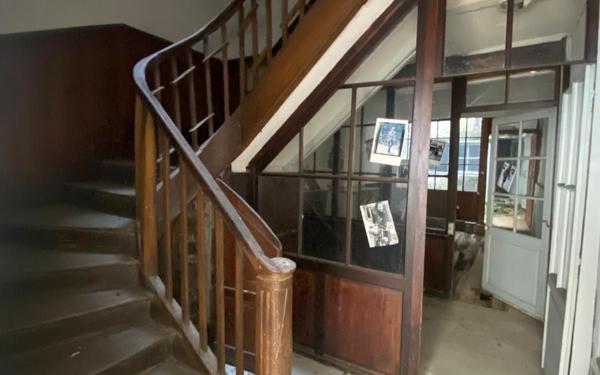 Immeuble à vendre    3 pièces • 180 m2 Montréjeau