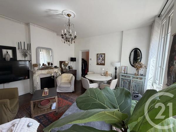 Appartement F2 à vendre  2 pièces - 46 m 2   CHALONS EN CHAMPAGNE  - 51