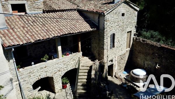 Maison à vendre 8 pièces 150 m² Saint-Étienne-de-Fontbellon