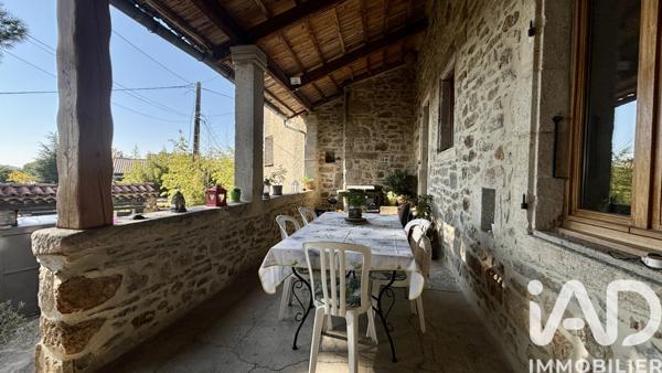 Maison à vendre 8 pièces 150 m² Saint-Étienne-de-Fontbellon