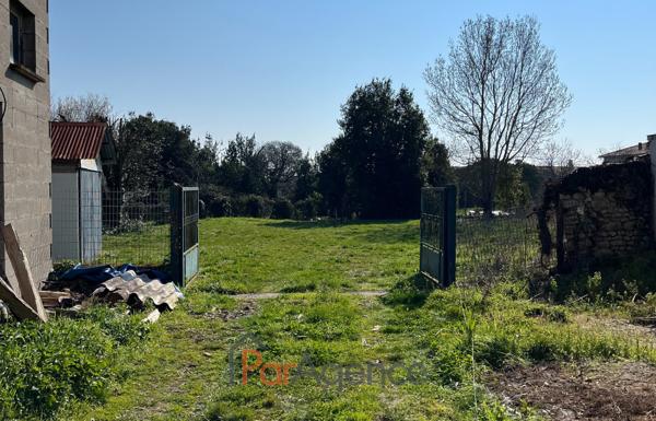 TERRAIN A BATIR 725 M2 ENVIRON