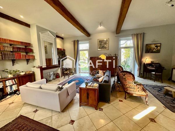 Une bâtisse de caractère au cœur de Chalabre !