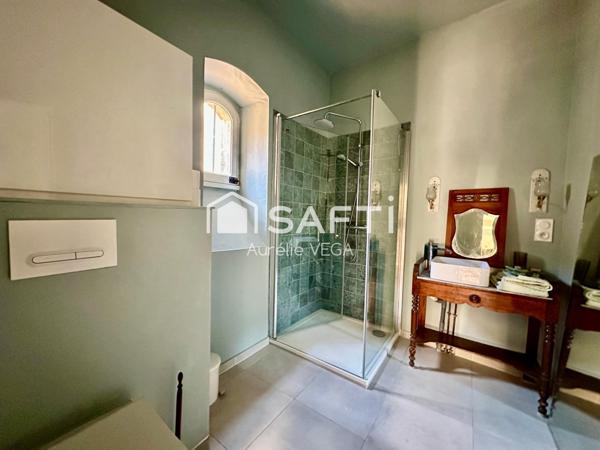 Une bâtisse de caractère au cœur de Chalabre !