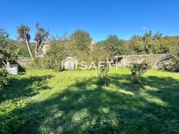 Une bâtisse de caractère au cœur de Chalabre !