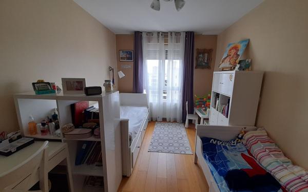 Appartement à vendre    4 pièces • 82,37 m2 L'Haÿ-les-Roses