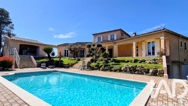 Maison à vendre 6 pièces 174 m² Draguignan