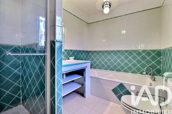 Maison à vendre 6 pièces 174 m² Draguignan