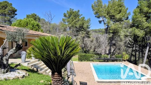 Maison à vendre 6 pièces 174 m² Draguignan