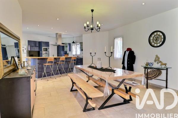 Maison à vendre 6 pièces 174 m² Draguignan