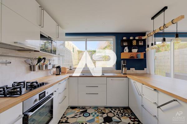 Maison Rueil Malmaison 4 pièce(s) 95.27 m2 €676 000 ** - Référence 19770