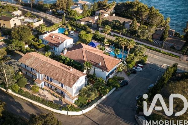 Maison à vendre 5 pièces 130 m² Roquebrune-sur-Argens