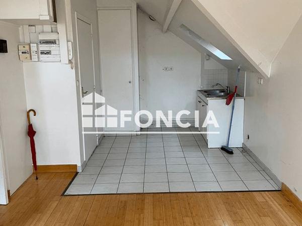 Location Appartement 2 pièces 27.3 m² - 13 RUE DE LA CHAPELLE Montlhery 91310