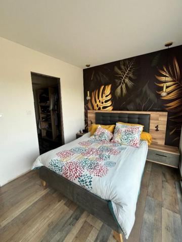 Maison avec piscine 9 pièce(s) 195 m2