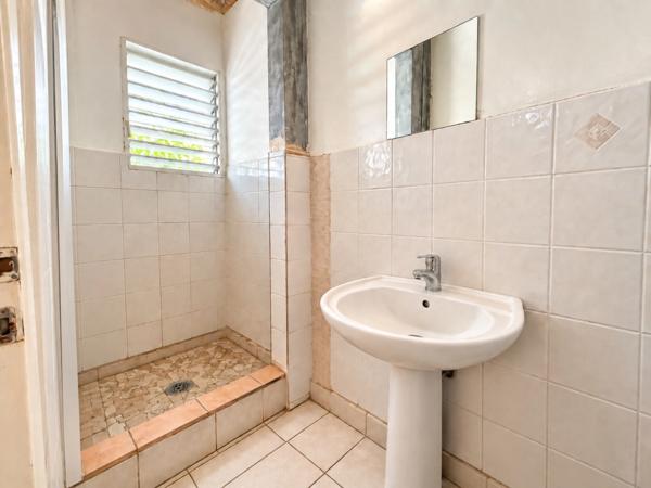 Maison à vendre 3 pièces DESHAIES (971)