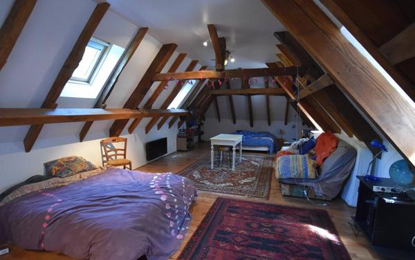 Propriété 10 pièces, 5 chambres, piscine, 1.9 hectare