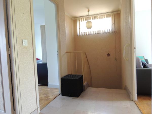 À vendre - Maison mitoyenne 1 côté, 5 pièces située à Cahors (46000)