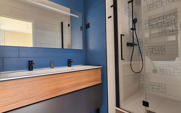 Appartement à vendre    5 pièces • 102,32 m2 Saint-Étienne