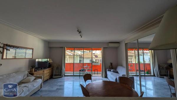 Appartement à louer 1 pièce 45.07m²