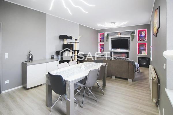 Appartement Duplex avec 3 chambres-mezzanine-caves-garage et jardin!