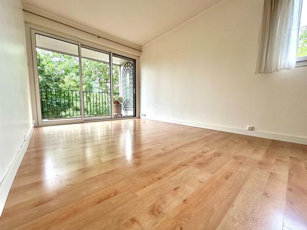 Appartement Poissy 4 pièce(s) 90 m2 299 900 € **  - Référence  9211