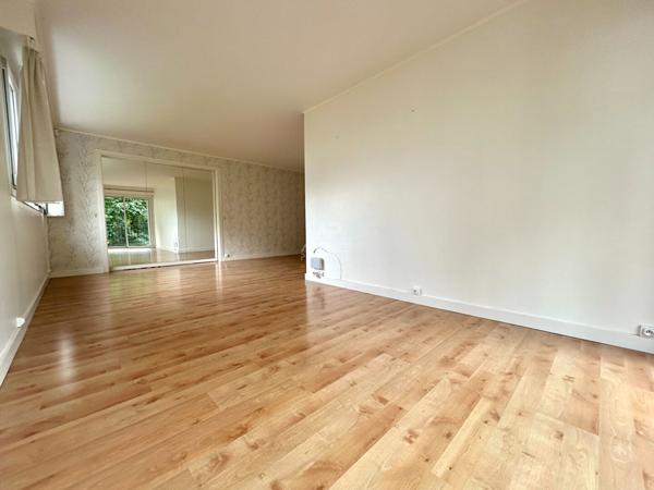Appartement Poissy 4 pièce(s) 90 m2 299 900 € **  - Référence  9211