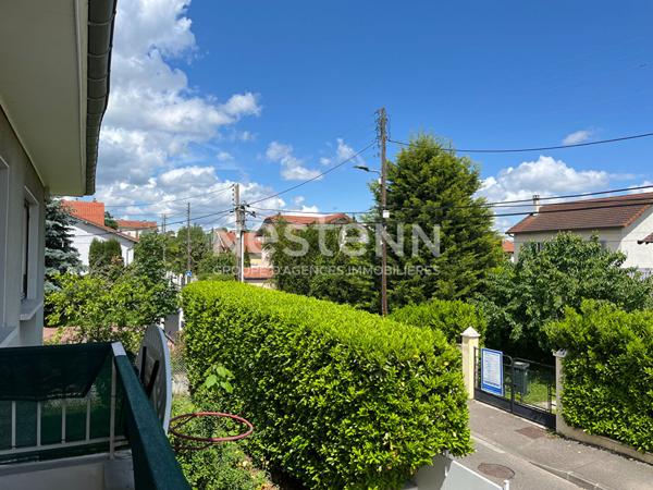 Maison Tassin La Demi Lune 6 pièce(s) 147 m2