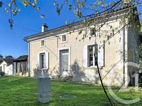 Maison à vendre  6 pièces - 206 m 2   MONTPON MENESTEROL  - 24