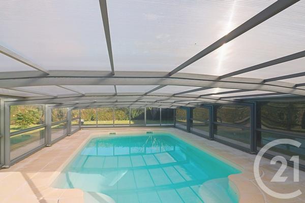 Maison à vendre  6 pièces - 206 m 2   MONTPON MENESTEROL  - 24