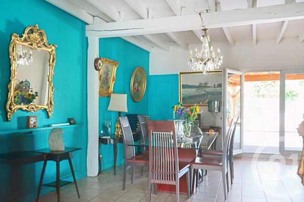 Maison à vendre  6 pièces - 206 m 2   MONTPON MENESTEROL  - 24