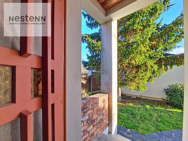 SARAN LIMITE ORLEANS MURLINS - MAISON DE PLAIN PIED 72m2 - 2 CHAMBRES - GARAGE - JOLI JARDIN - LUMINEUSE - SOUS SOL ENTERRE DE 40m2 ! BUS ET COMMERCES A PIED