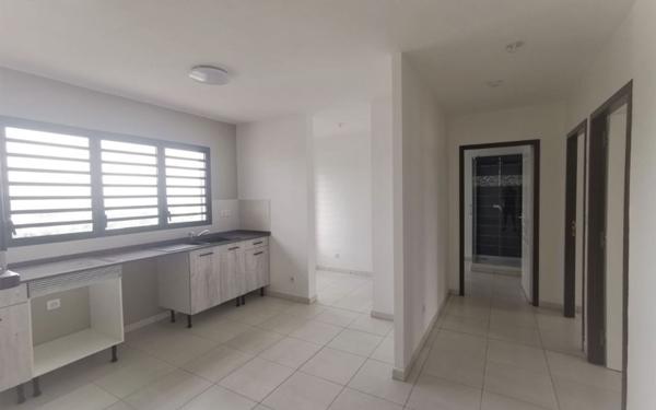 Appartement à vendre    3 pièces •  Remire-Montjoly